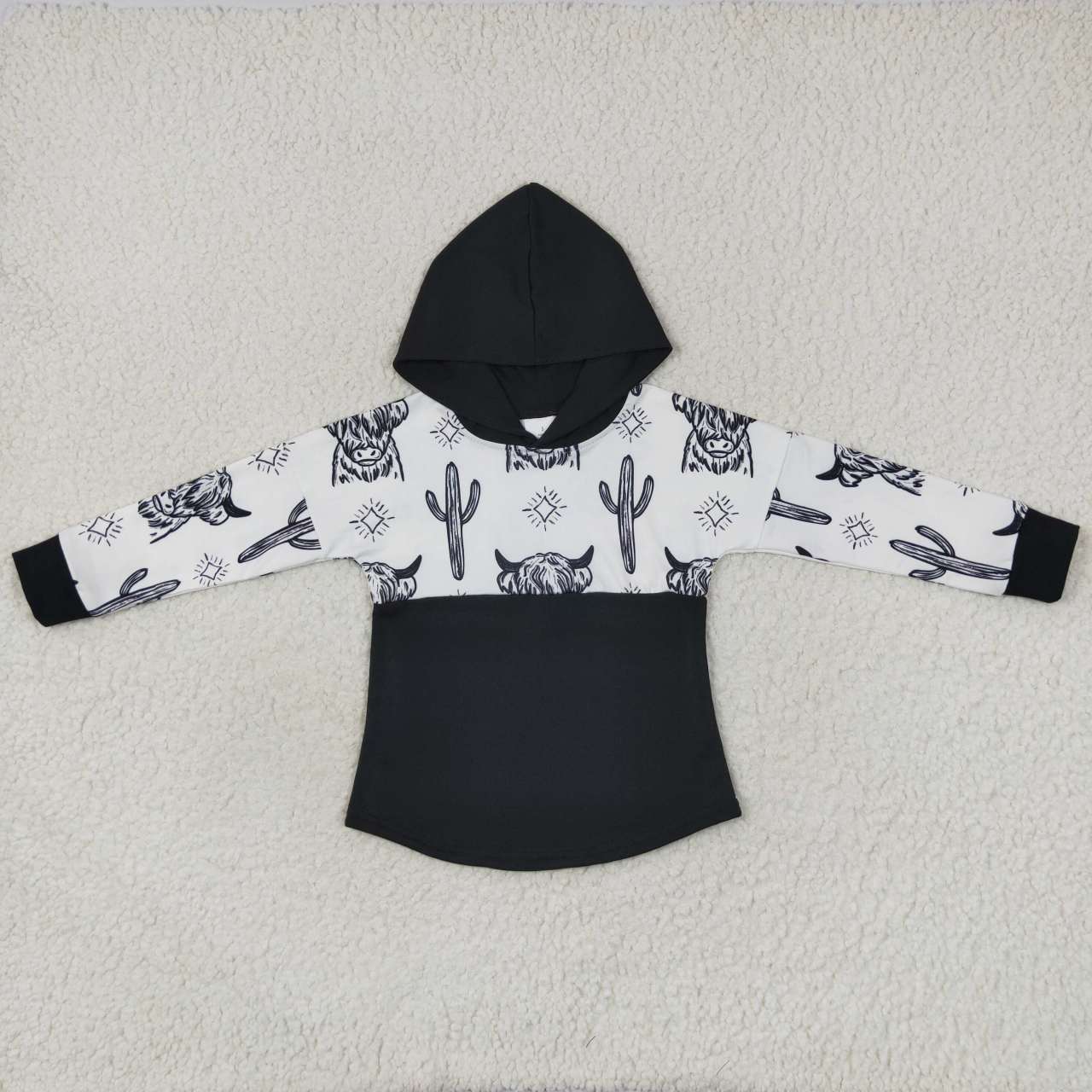 BT0318 Black Highland Cow Girls Long Sleeve Hoodies Top