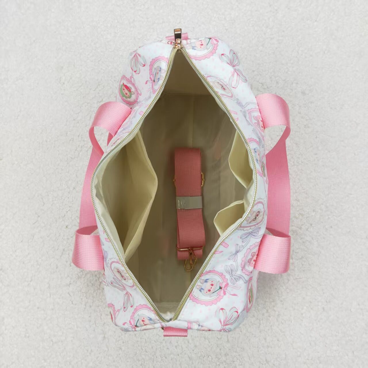 BA0301 Pink White Cartoon Mirror Gym Bag Boutique Travel Bag Handbag 7.9*18.5*11.2 inches 202504 RTS