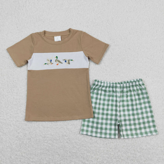 BSSO0608 Mardi Gras outfit sets Brown short sleeve top Green check pants sets with embroidered duck outfit RTS 202412