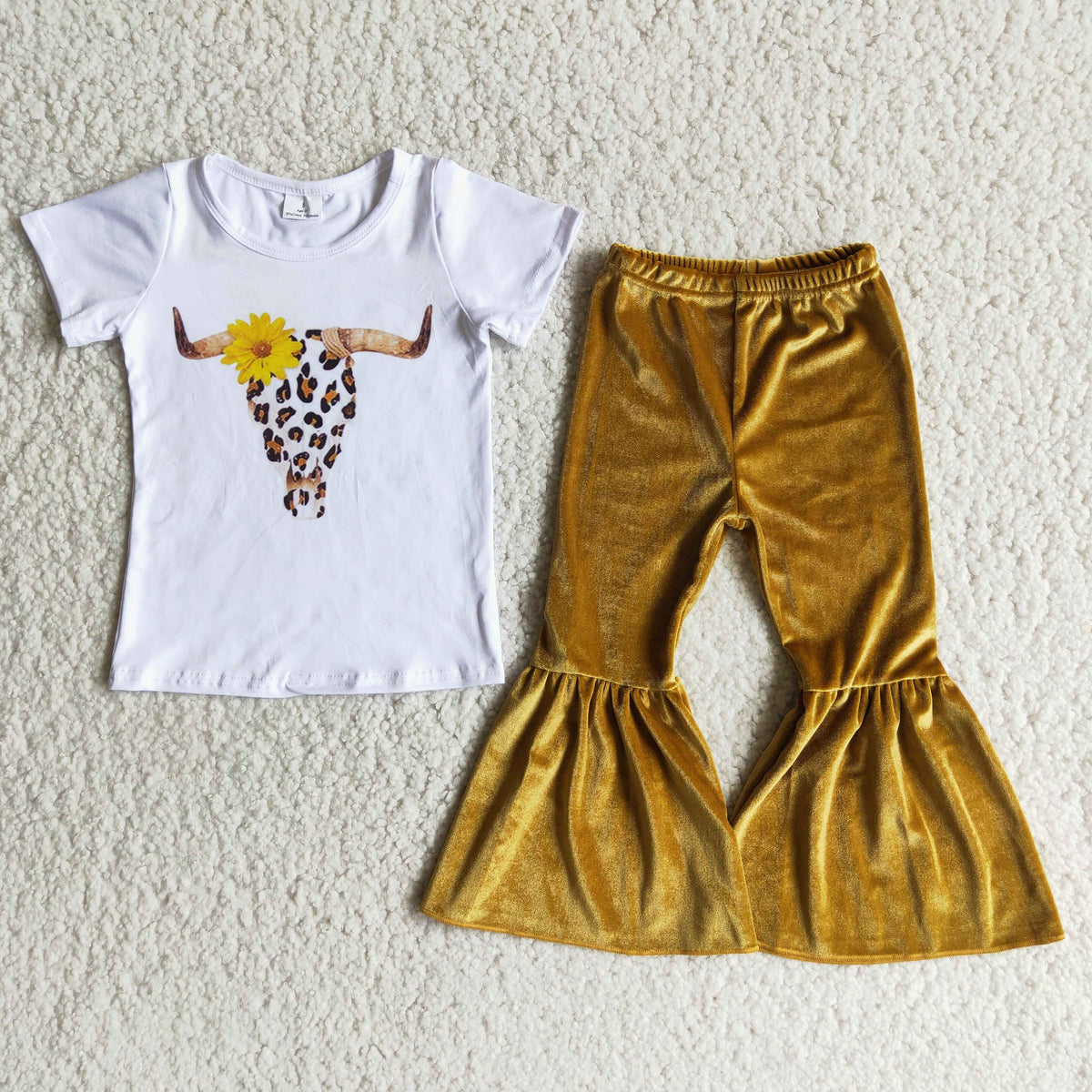 Promotion RTS D2-11 Heifer Highland Cow Sunflower Yellow Leoaprd Velvet Girls Short Sleeve Bell Bottom Pants Outfits