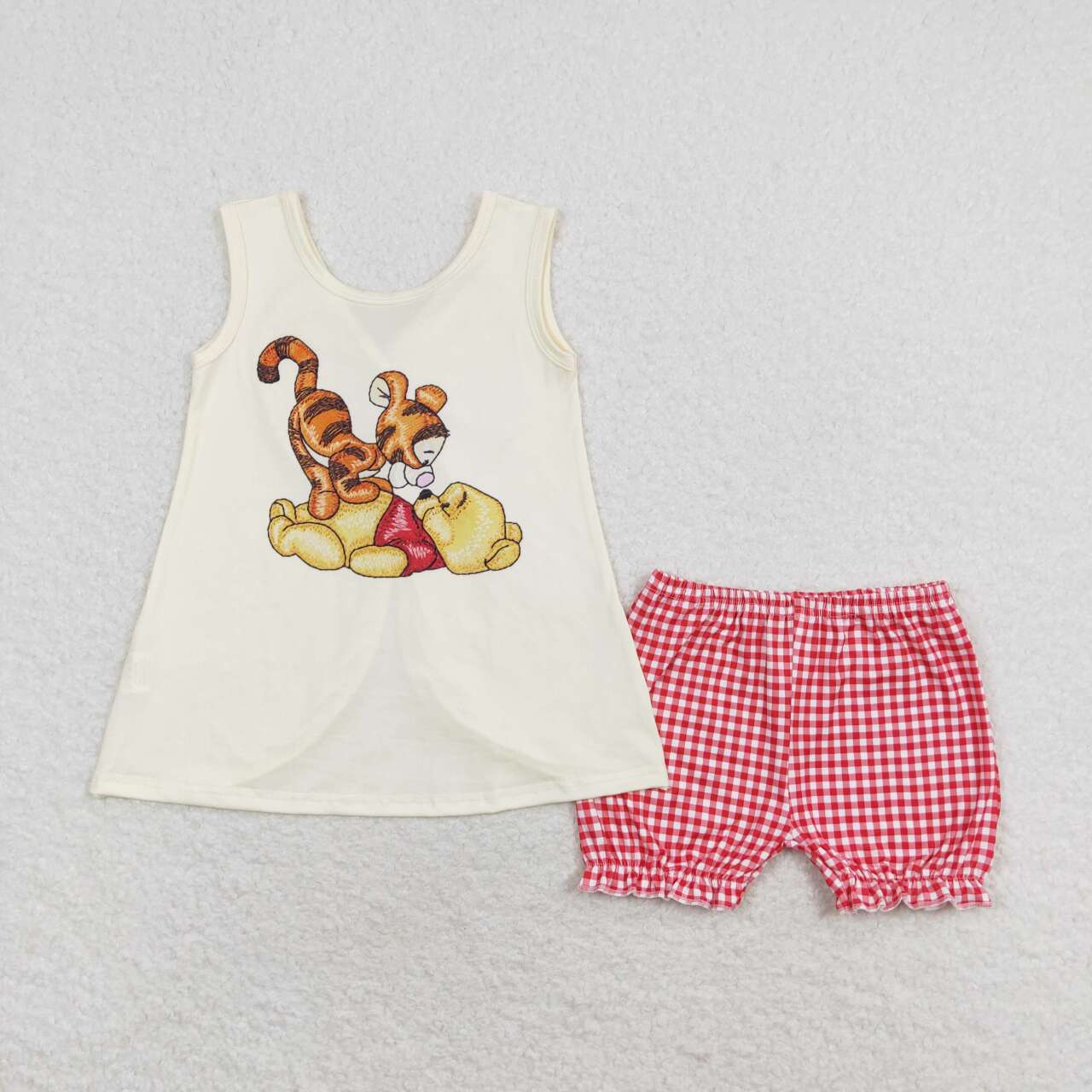 GSSO1282 Winnie the Pooh bow beige sleeveless red plaid shorts suit