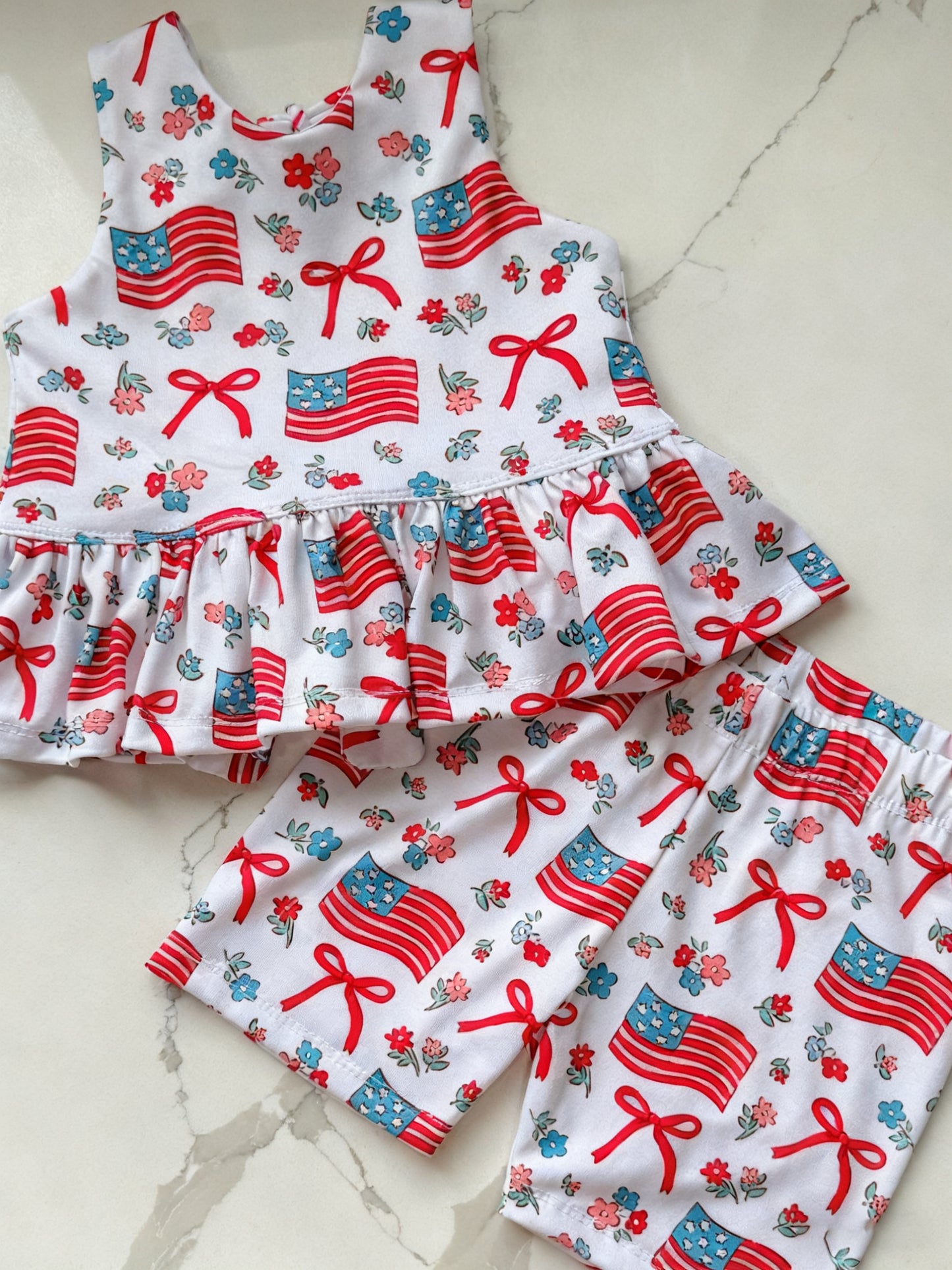 MOQ 5 PCS Preorder GSSO2897 4th of July USA Bows Flower Flag Short Sleeve Shorts Girls Sets 202511