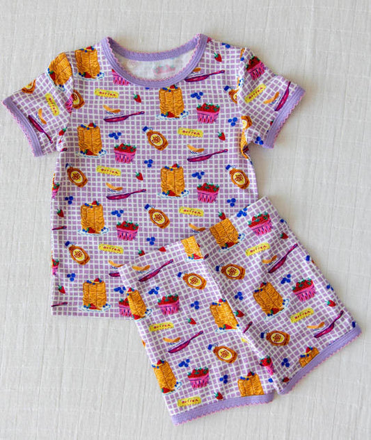 MOQ 5 PCS Preorder GSSO3134 Strawberry Blueberry Frying Pan Pattern Purple Plaid Short Sleeve Shorts Girls Sets 202601