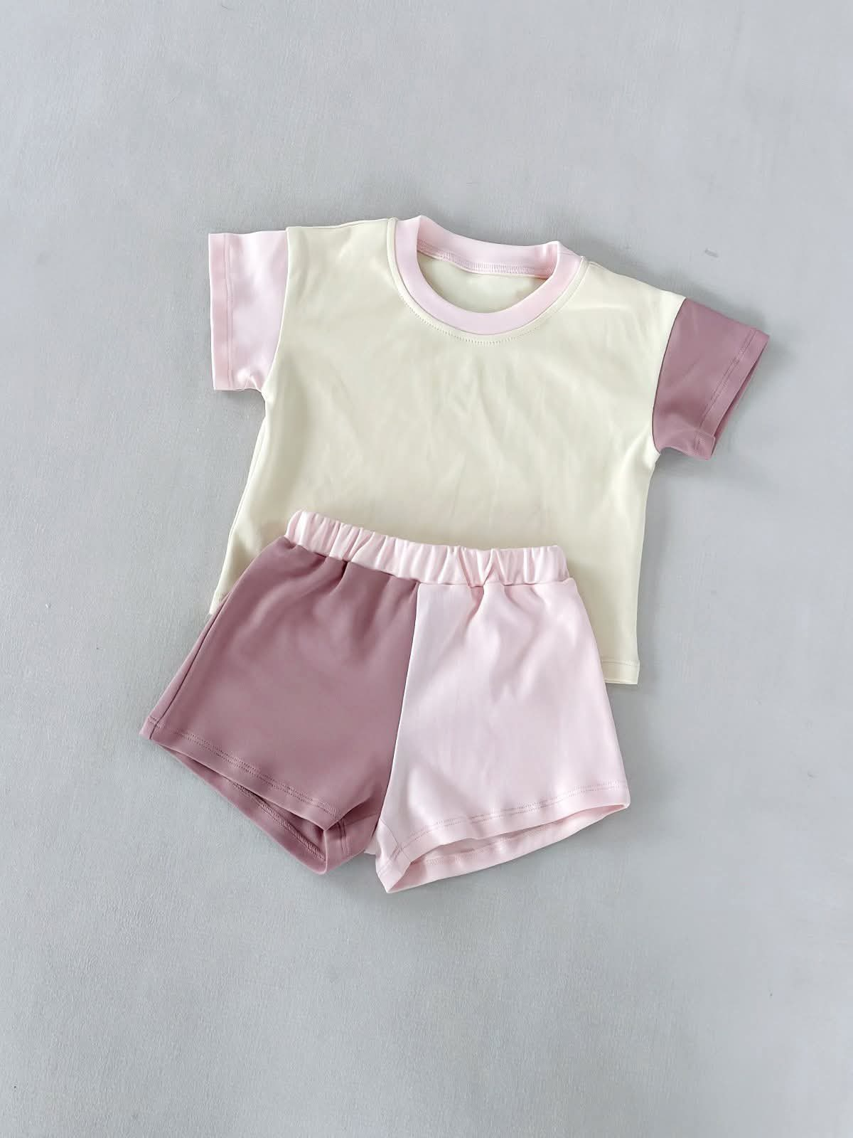 MOQ 5 PCS Preorder GSSO3503 Beige Pink Patchwork Short Sleeve Shorts Girls Sets 202603