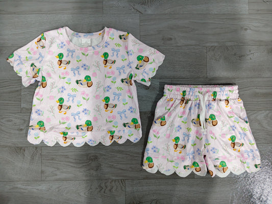NO MOQ Preorder GSSO3737 Ducks Flower Bows Pink Wave Ruffle Short Sleeve Shorts Girls Sets 202607