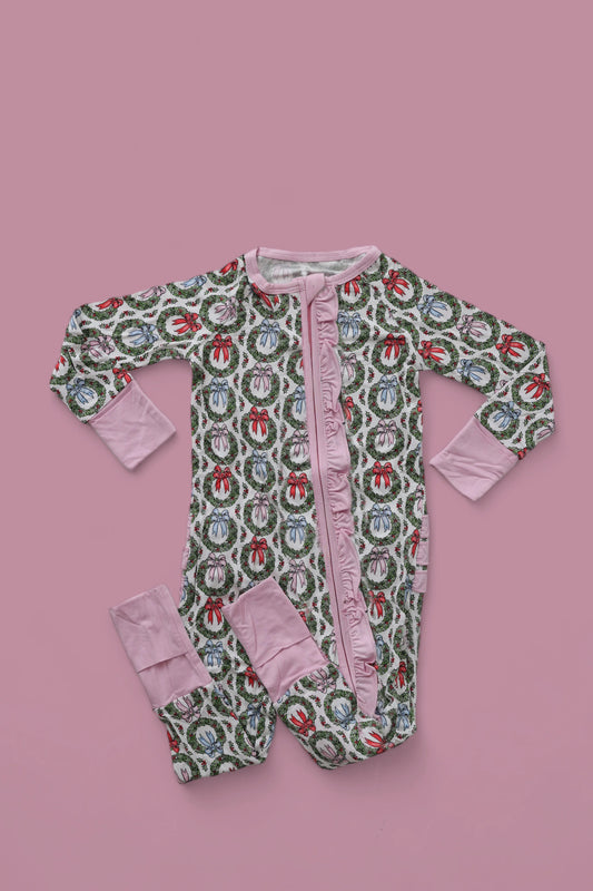 Preorder LR2059 Christmas wreath bow pattern powder-white zip-up long-sleeved onesie