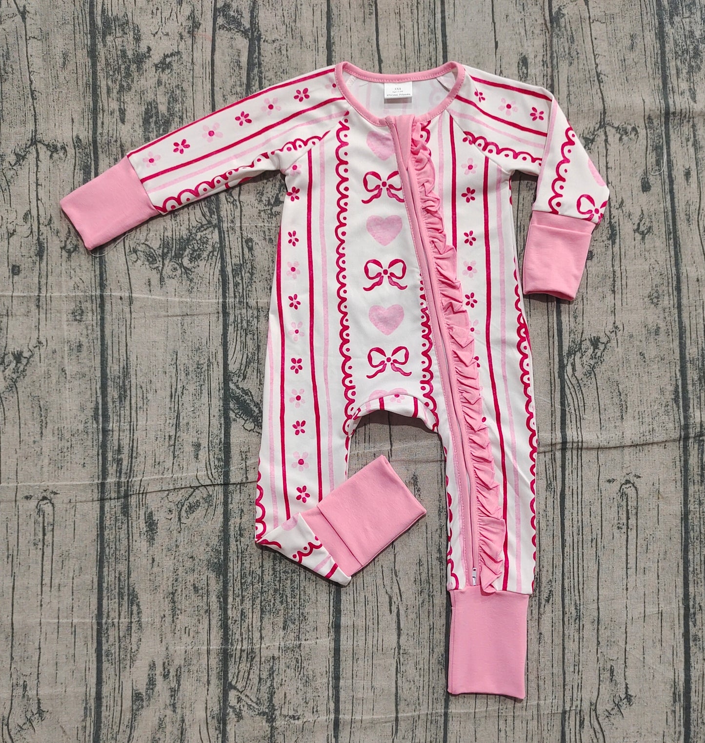 LR2781 Valentine's Day Love Bows Pink Ruffle Long-Sleeved Girls Romper 202511 RTS