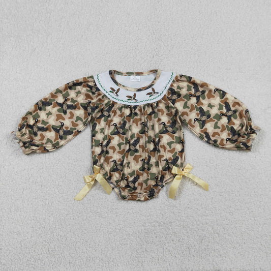 LR2896 Embroidered Duck Hunting Bows Camouflage Long-Sleeved Girls Bubble Romper 202601 RTS Sibling