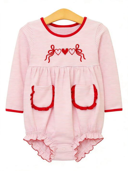 MOQ 5 PCS preorder LR2974 Valentines Day Love Bows Red Ruffle Pocket Pink Stripe Long-Sleeved Girls Bubble Romper 202512