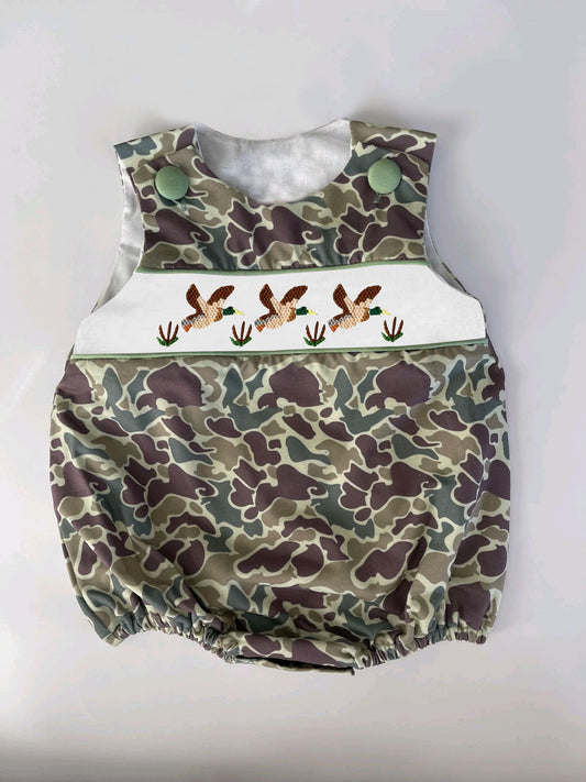 Preorder SR2776 Green Brown Button hunting duck sleeveless romper baby girls Boutique Summer clothes 202502