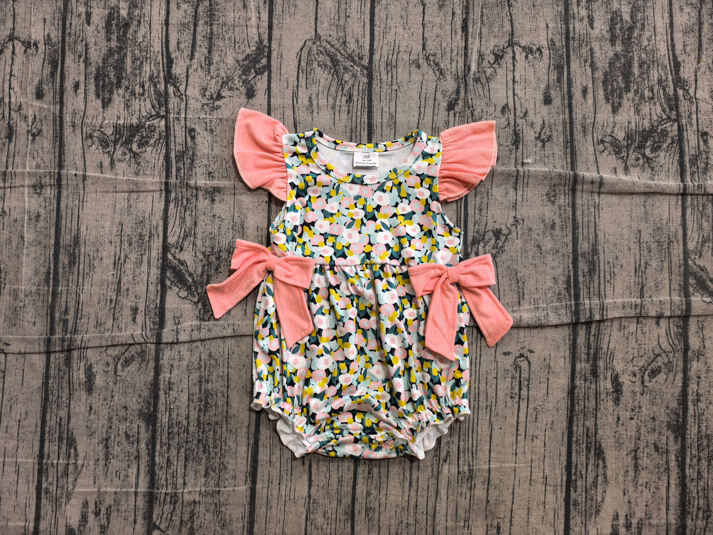 NO MOQ preorder SR4125 Flower Leaf Pink Bows Ruffle Flying Sleeve Girls Bubble Romper 202606 Sibling