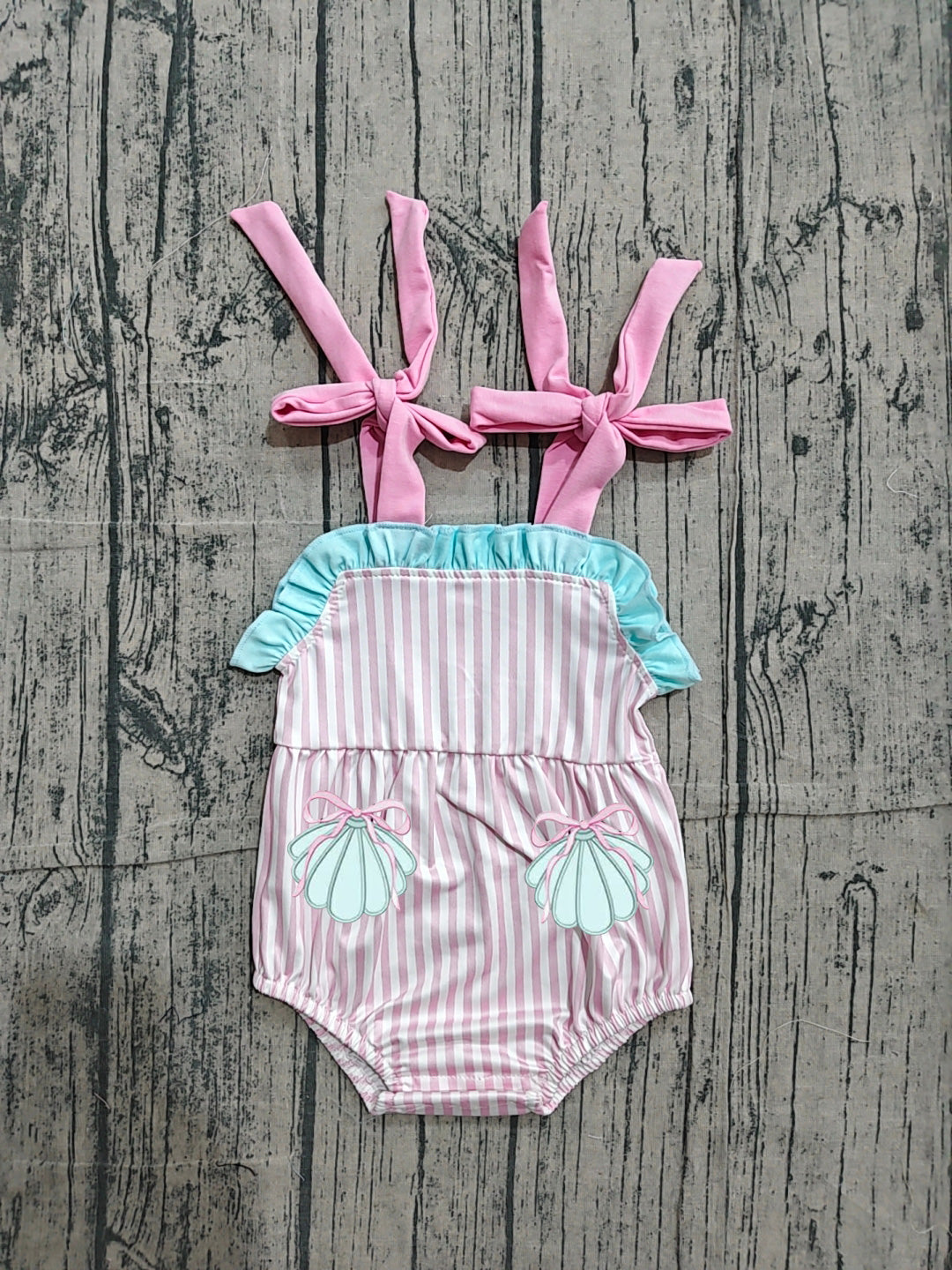 NO MOQ preorder SR4127 Embroidered Seashell Bows Ruffle Pink Halter Girls Bubble Romper 202604 Sibling