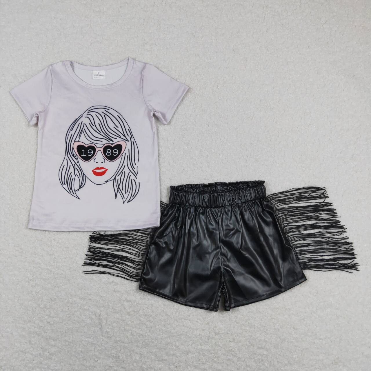 2pcs GT0434 1989 Grey Taylor Singer Girl SS0094 Black Tassel leather pants Girls Shorts Girls Short Sleeve Shorts Outfits