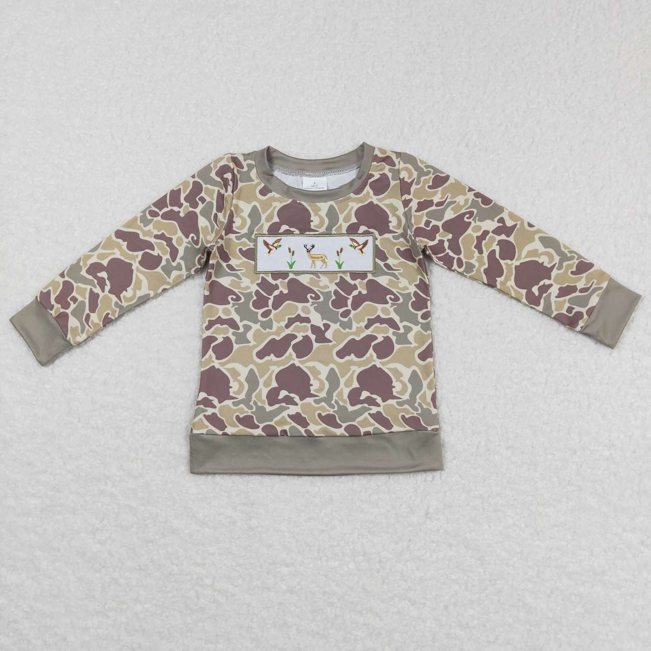 BT0378  Green Camo Deer Embroidery Girls Long Sleeve Top T-shirts