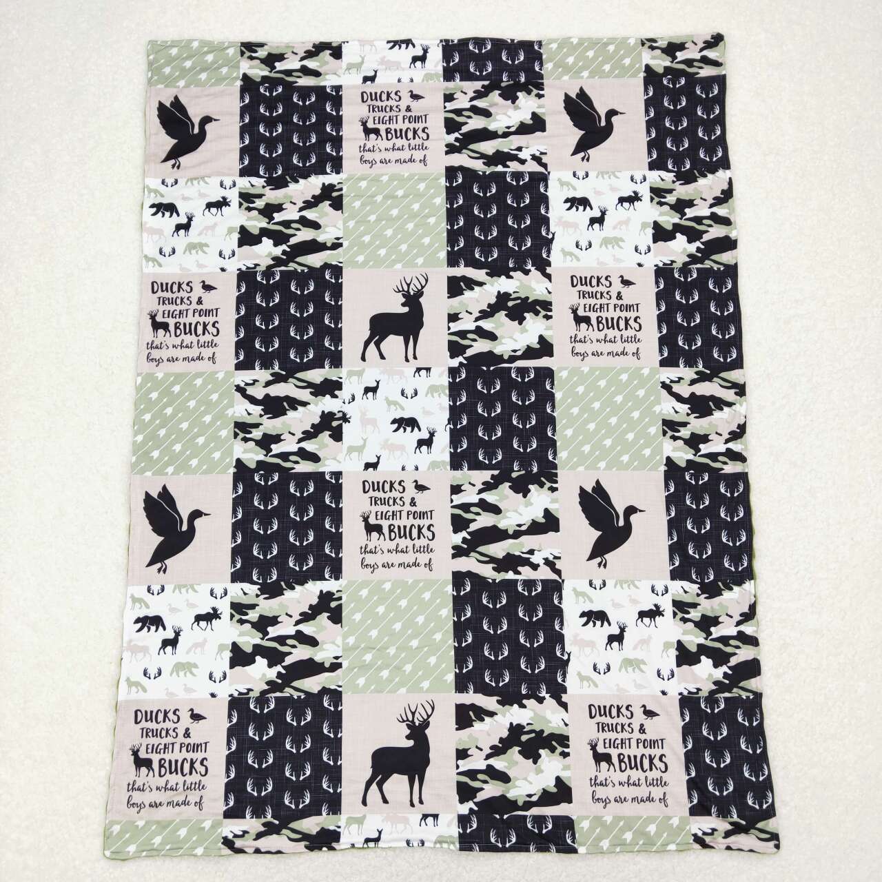 BL0071 Green deer western cow  Red Print Blanket