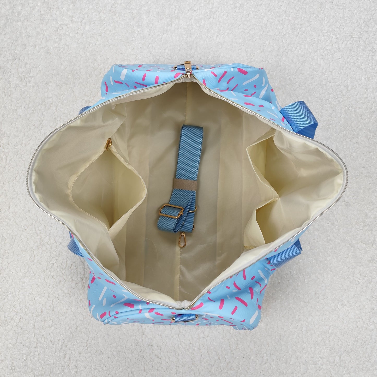 BA0286  Boutique Travel Bag handbag 7.87*18.5*10.63 inches RTS Free Shipping Over 2 Kg