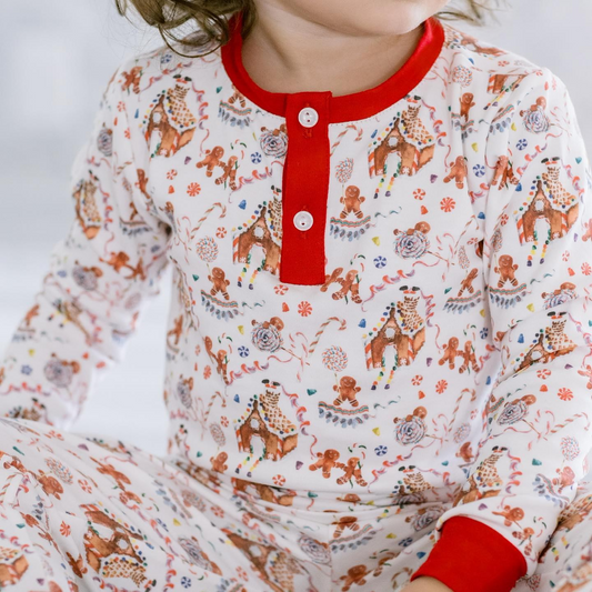 Preorder BLP0701 NO MOQ Gingerbread Man House red and white long sleeve pants pajamas set