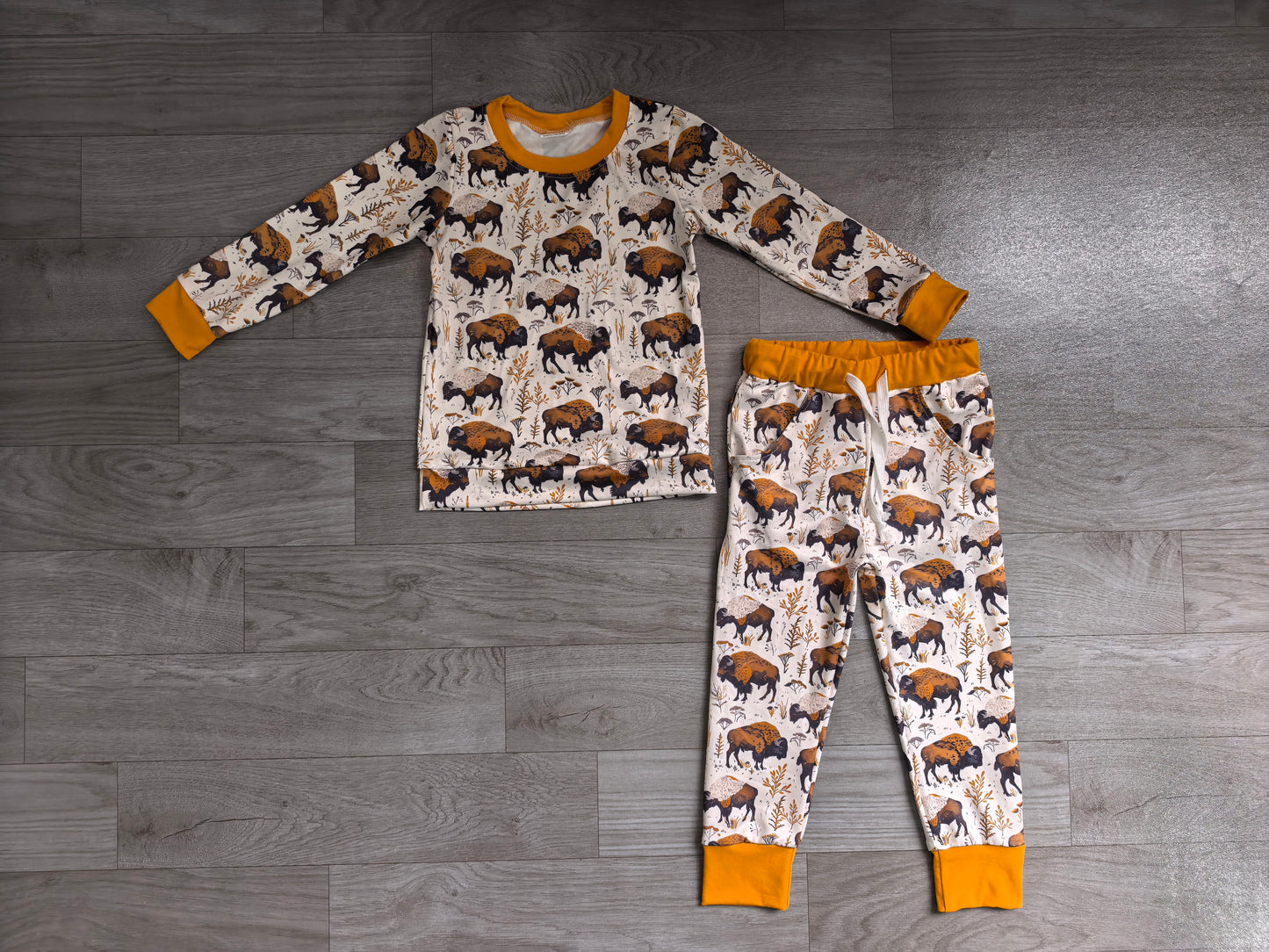 NO MOQ Preorder BLP1466 Cow Orange Long-Sleeved Pants Boys Sets 202606