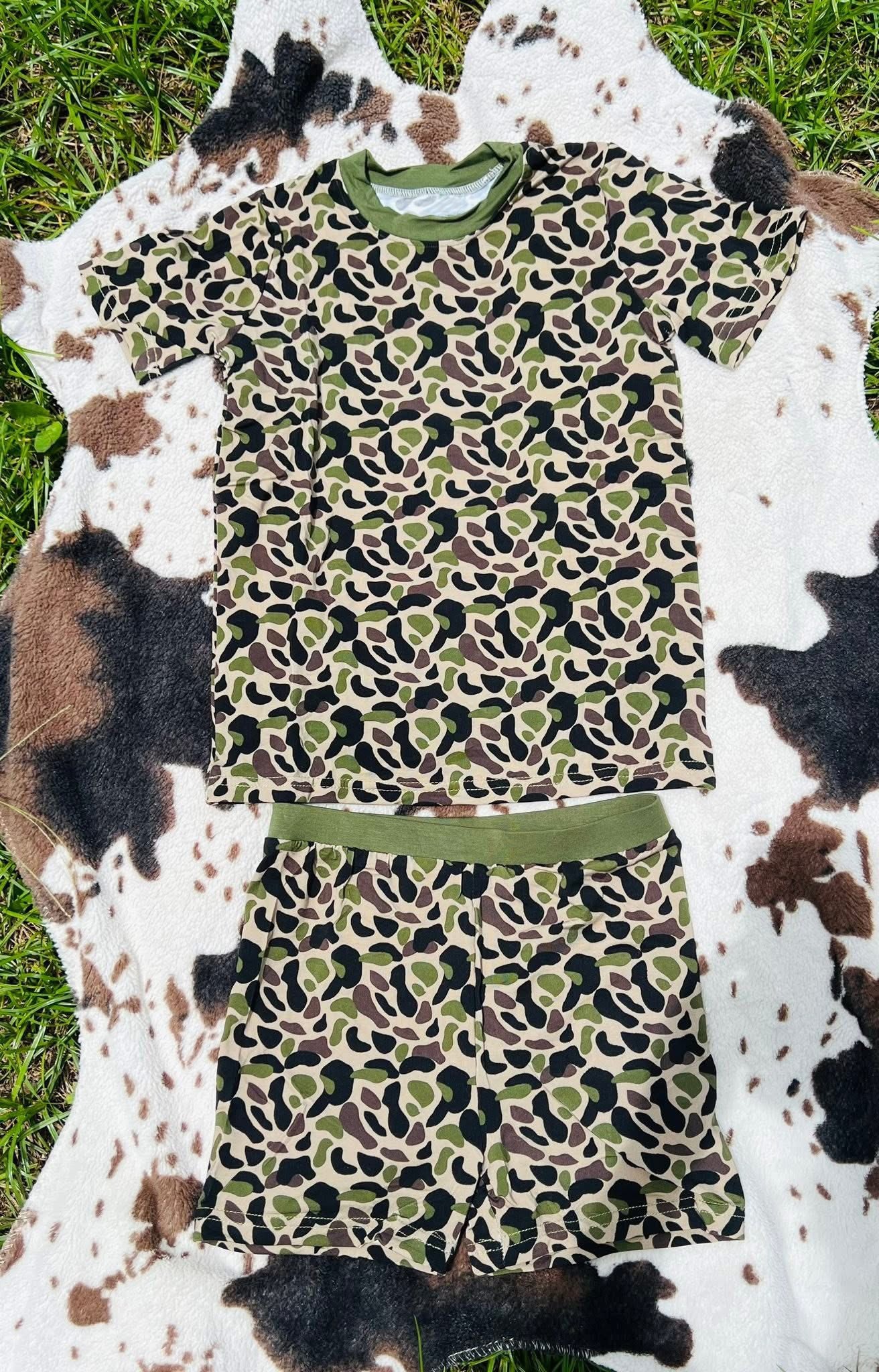 MOQ 5 PCS preorder BSSO1752 Camouflage Green Short Sleeve Shorts Boys Sets 202512