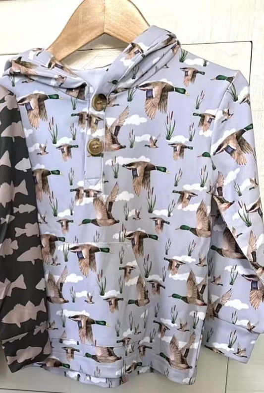 MOQ 5 PCS preorder BT1546 Duck Cloud Pattern Pocket Button Gray Hooded Long Sleeve Boys Top 202511