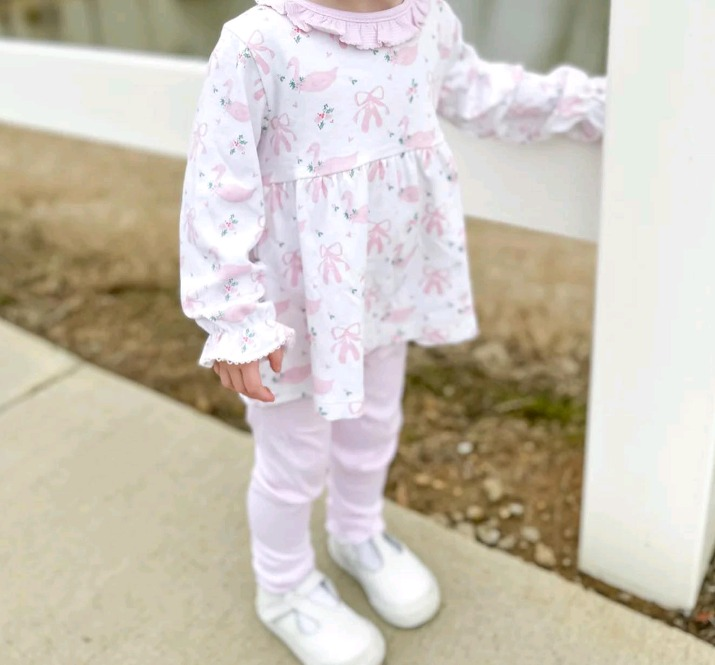 Preorder GLP2198 Swan ballet shoes with bow design pink and white long sleeve pants suit