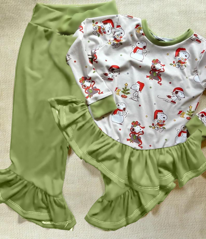 Preorder GLP2200 Snoopy Doggie Christmas long sleeve pantsuit with green lace