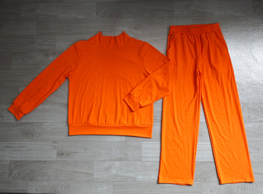 NO MOQ Preorder GLP3419 Adult Female Solid Orange Long Sleeve Pants Sets 202607 Daughter & Mom Matching Sweatshirt and Sweatpants Set