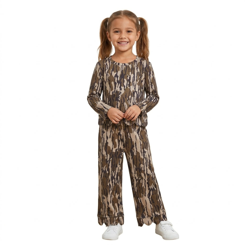 GLP3660 Hunting Camo Scallop Edge Mockneck Girls Set