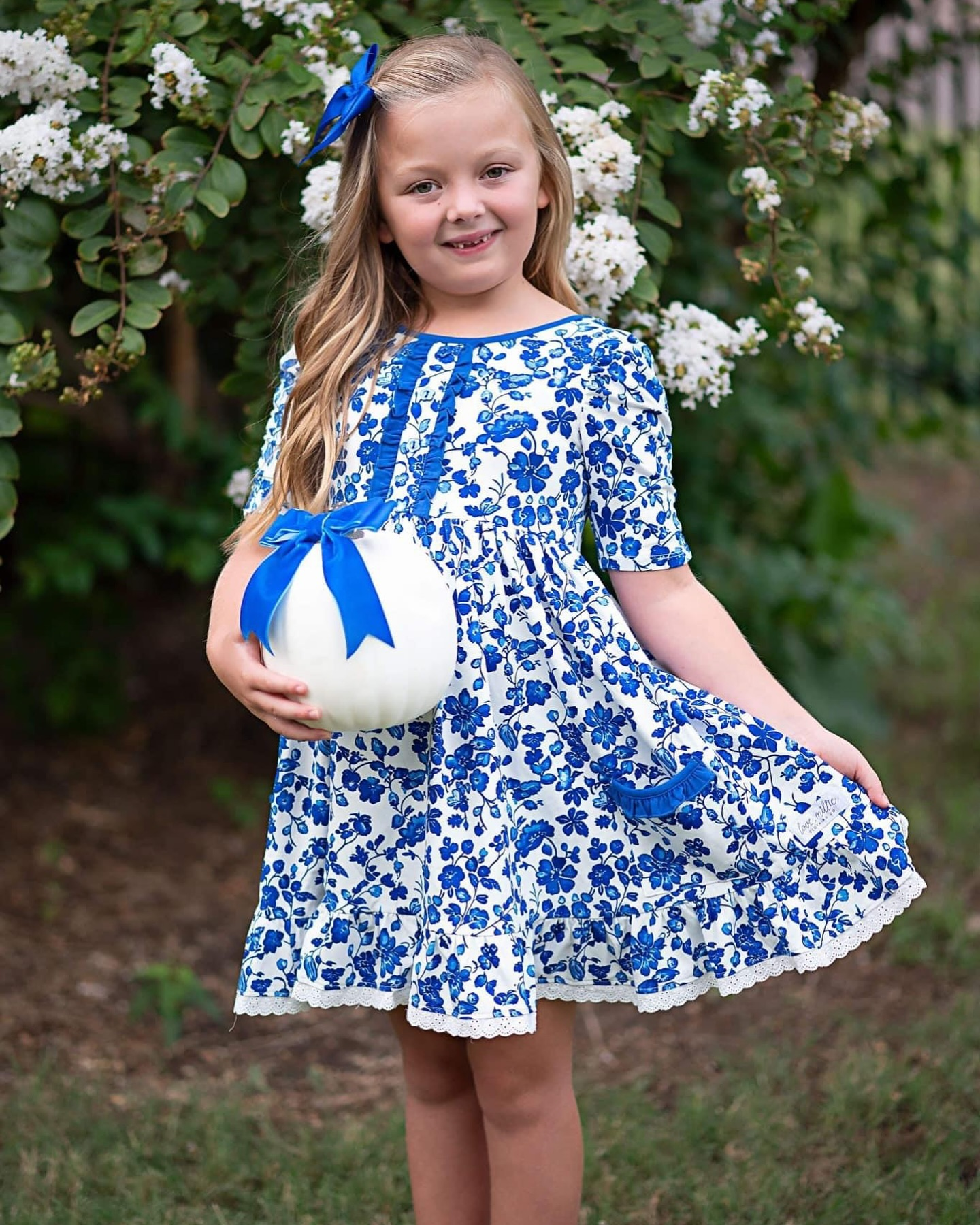 Preorder GSD1455 Blue floral lace white short-sleeved dress