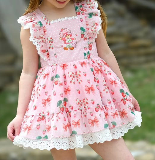Preorder GSD2581 Strawberry Girl Bow Pattern White Lace Ruffle Pink Sleeveless Sleeve Dress Girls Boutique Outfit  202505
