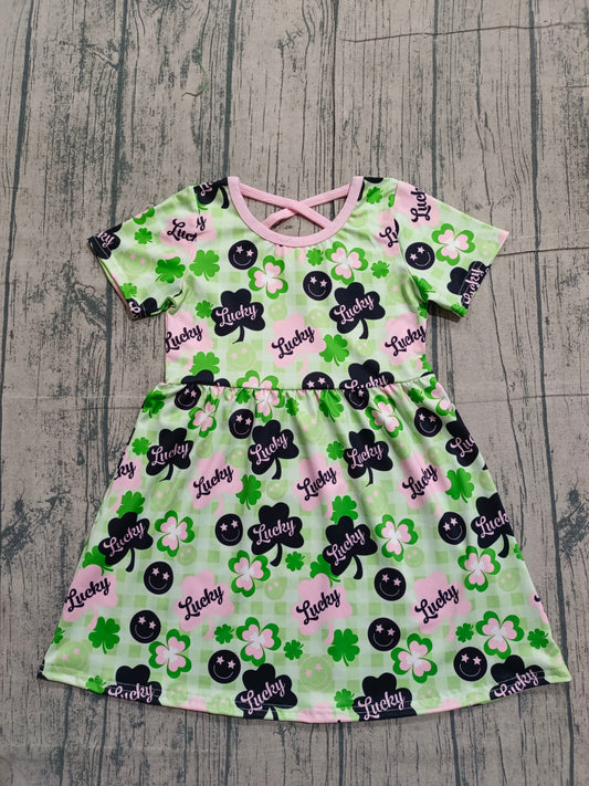 NO MOQ Preorder GSD2840 St. Patrick's Day Four-Leaf Plaid Green Short Sleeve Dresses for Girls  202601