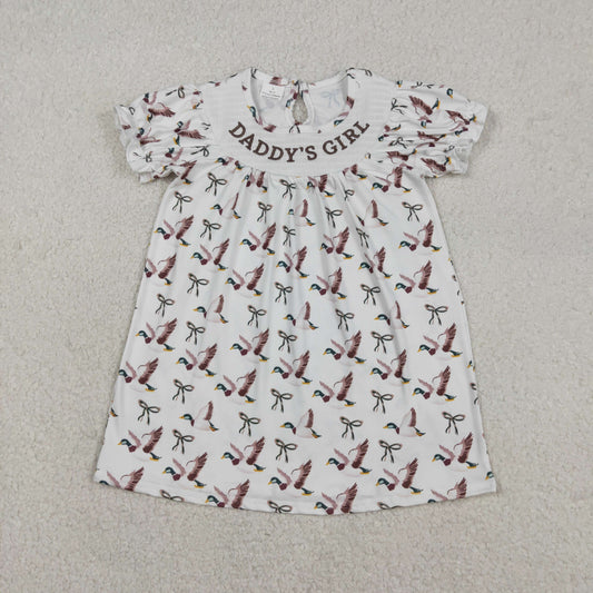 GSD2933 Smocked Embroidered Daddy's Girl Ducks White Short Sleeve Dresses for Girls 202512 RTS
