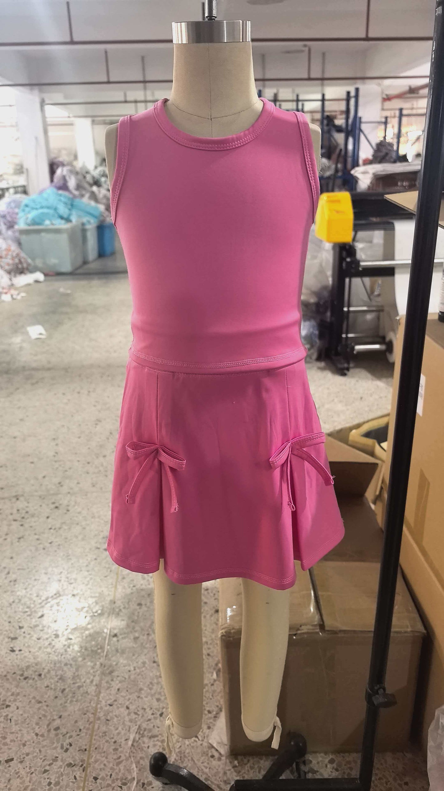 GSD3758 Solid Rose Red Sleeveless Top with Skirts for Girls Yoga Sets 202606 RTS