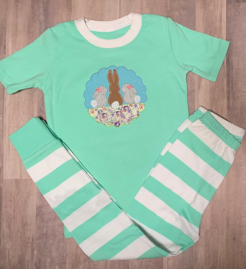 MOQ 5 preorder GSPO2156 Easter Bunny Flower Light Green Short Sleeve Stripe Pants Girls Sets 202510