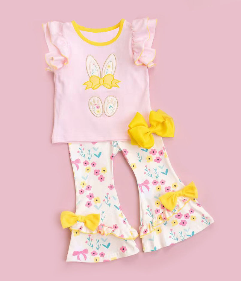 MOQ 5 preorder GSPO2170 Easter Bunny Flower Yellow Bows Ruffle Flying Sleeve Bell Bottom Pants Girls Sets 202510