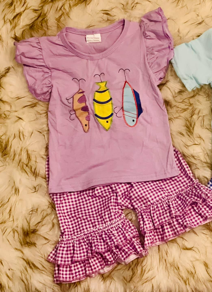 MOQ 5 preorder GSSO2795 Fishing Bait Rose Red Ruffle Flying Sleeve Plaid Shorts Girls Sets 202510