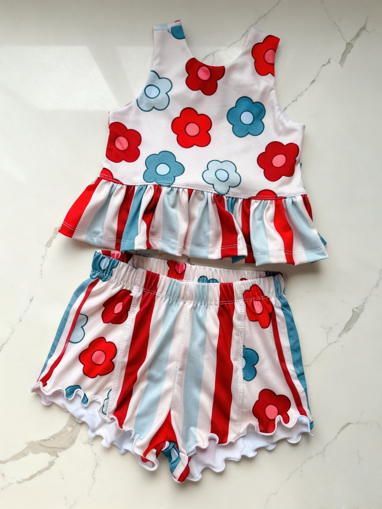 MOQ 5 PCS Preorder GSSO2893 Red Blue Flower Stripe Sleeveless Shorts Girls Sets 202511