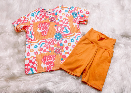 MOQ 5 PCS Preorder GSSO3167 Just Do It Floral Leopard Print Plaid Orange Short Sleeve Black Plaid Shorts Girls Sets 202601