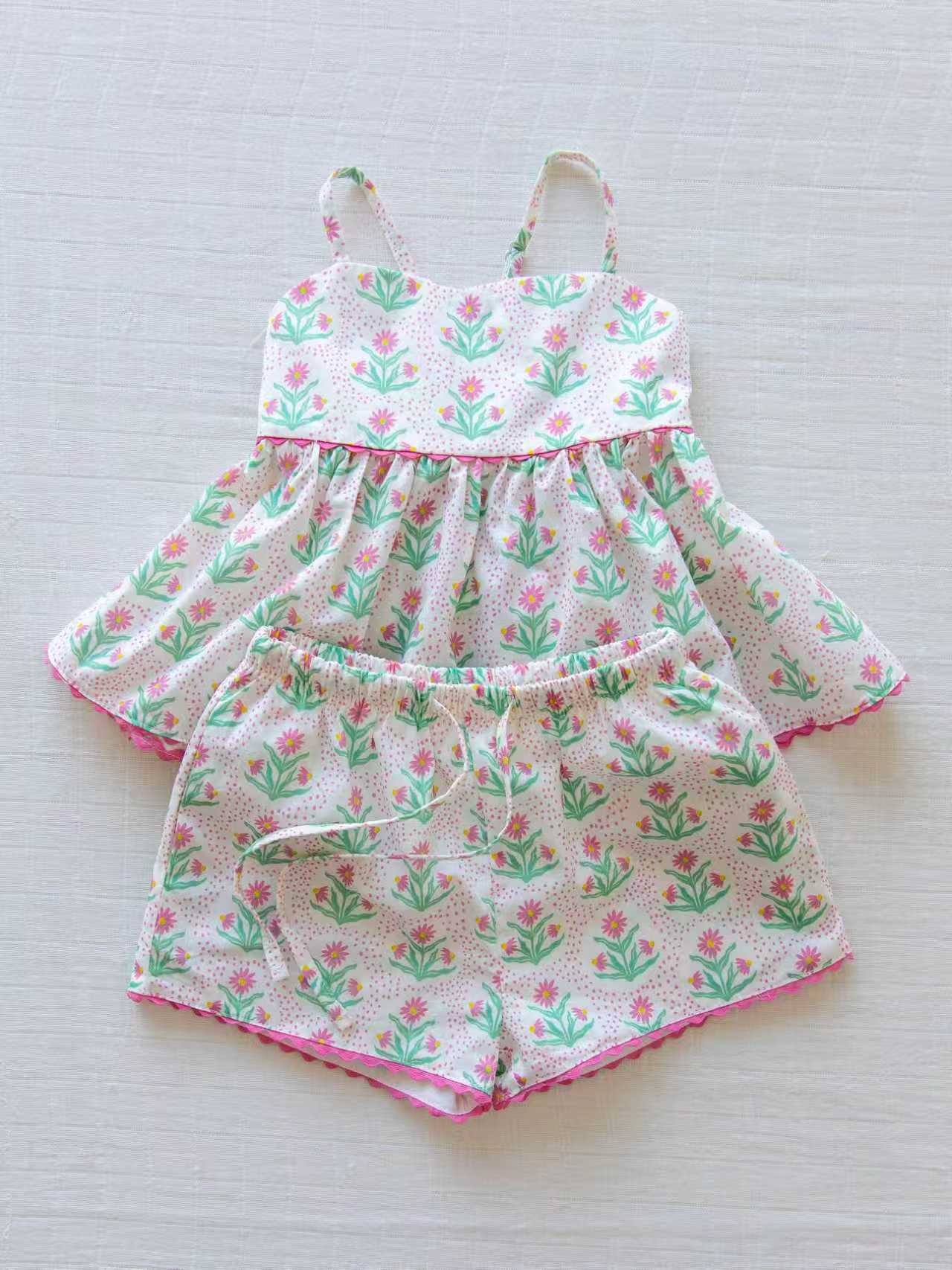 MOQ 5 PCS Preorder GSSO3415 Flower Leaf White Halter Shorts Girls Sets 202602