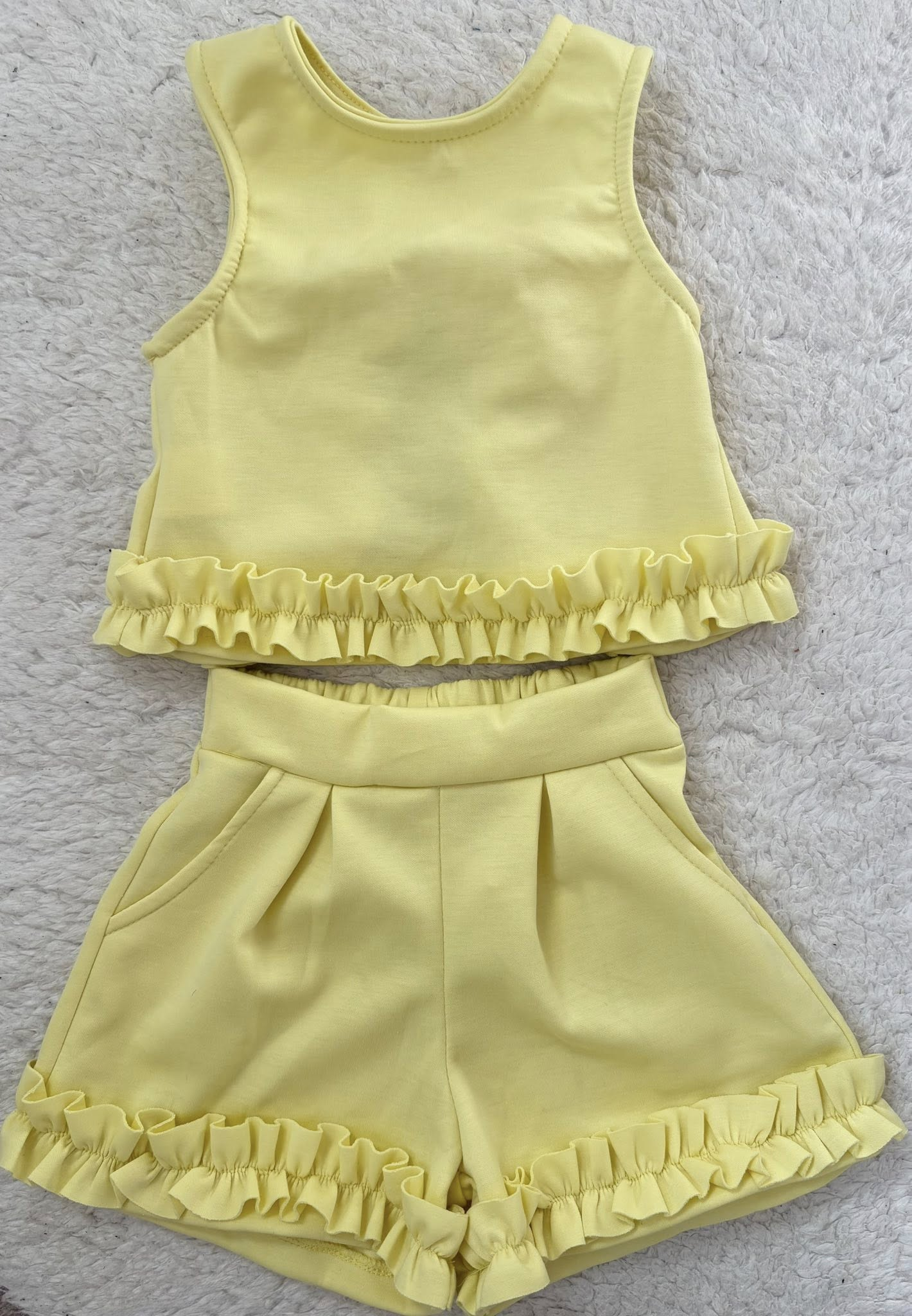 MOQ 5 PCS Preorder GSSO3640 Solid Yellow Ruffle Sleeveless Shorts Girls Sets 202603