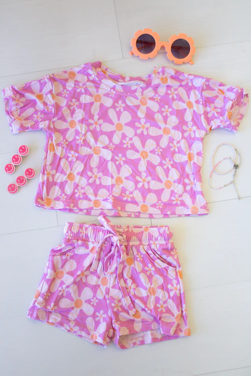 MOQ 5 PCS Preorder GSSO3783 Flower Rose Red Short Sleeve Shorts Girls Sets 202604
