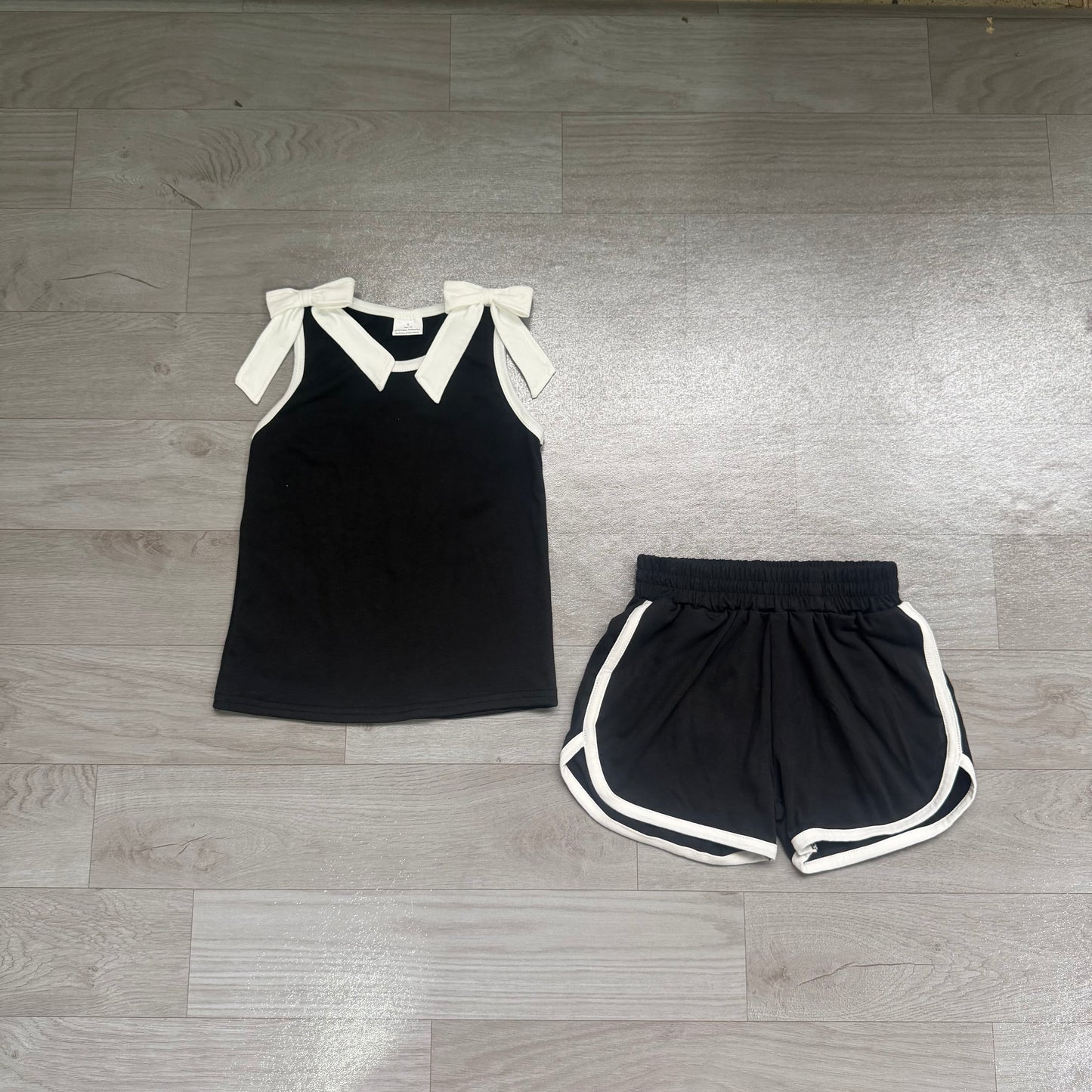 NO MOQ Preorder GSSO3817 GO TEAM Bows White Black Sleeveless Shorts Girls Sets 202607 （Please contact me for custom orders.）