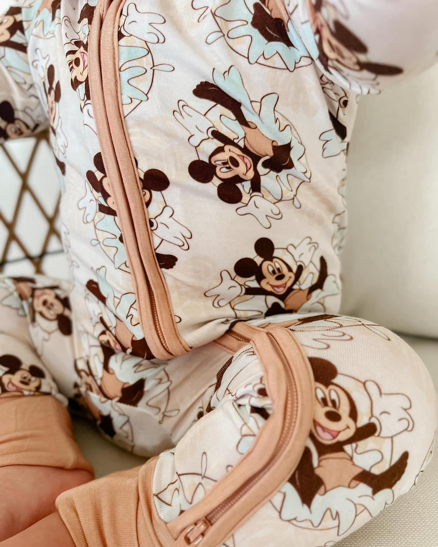 Preorder LR1410 NO MOQ Mickey zip-up long-sleeved onesie