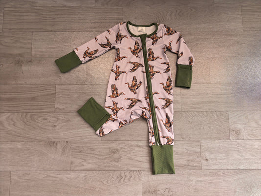 no MOQ LR3233 pre-order baby boy clothes mallard print toddler boy fall romper-real pic 2026.8.21