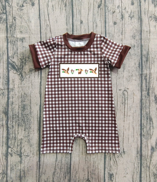Preorder SR3164 Boys Boutique Embroidered Duck Hunting Brown Plaid Short Sleeve Romper 202506
