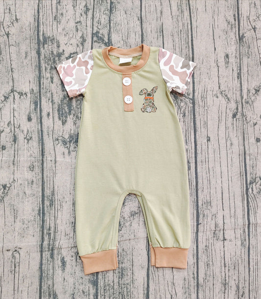 NO MOQ Preorder SR3258 Embroidered Easter Bunny Camouflage Short-Sleeved Boys Romper 202510