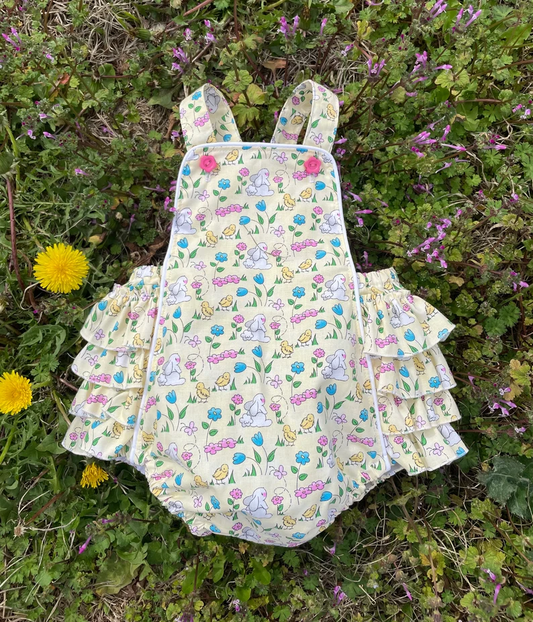 MOQ 5 preorder SR3428 Easter Bunny Chick Flower Ruffle Sleeveless Girls Bubble Romper 202510