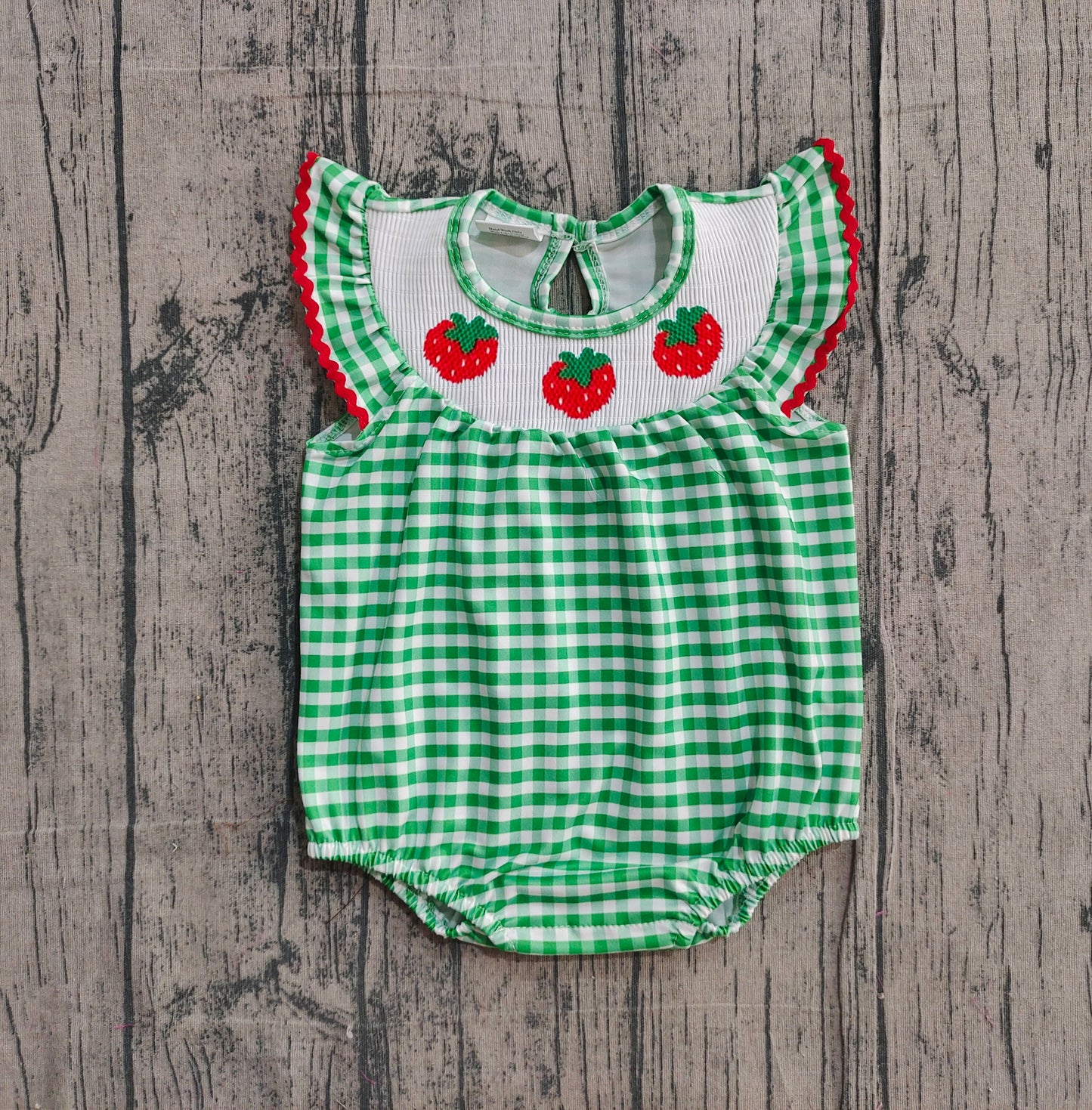 NO MOQ preorder SR3550 Smoked Strawberry Green Plaid Flying Sleeve Girls Bubble Romper 202511