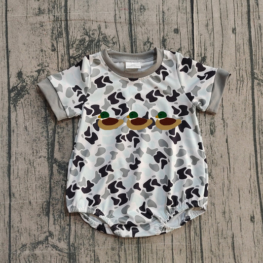 NO MOQ preorder SR3571 Embroidered Ducks Gray Camouflage Short Sleeve Boys Bubble Romper 202512