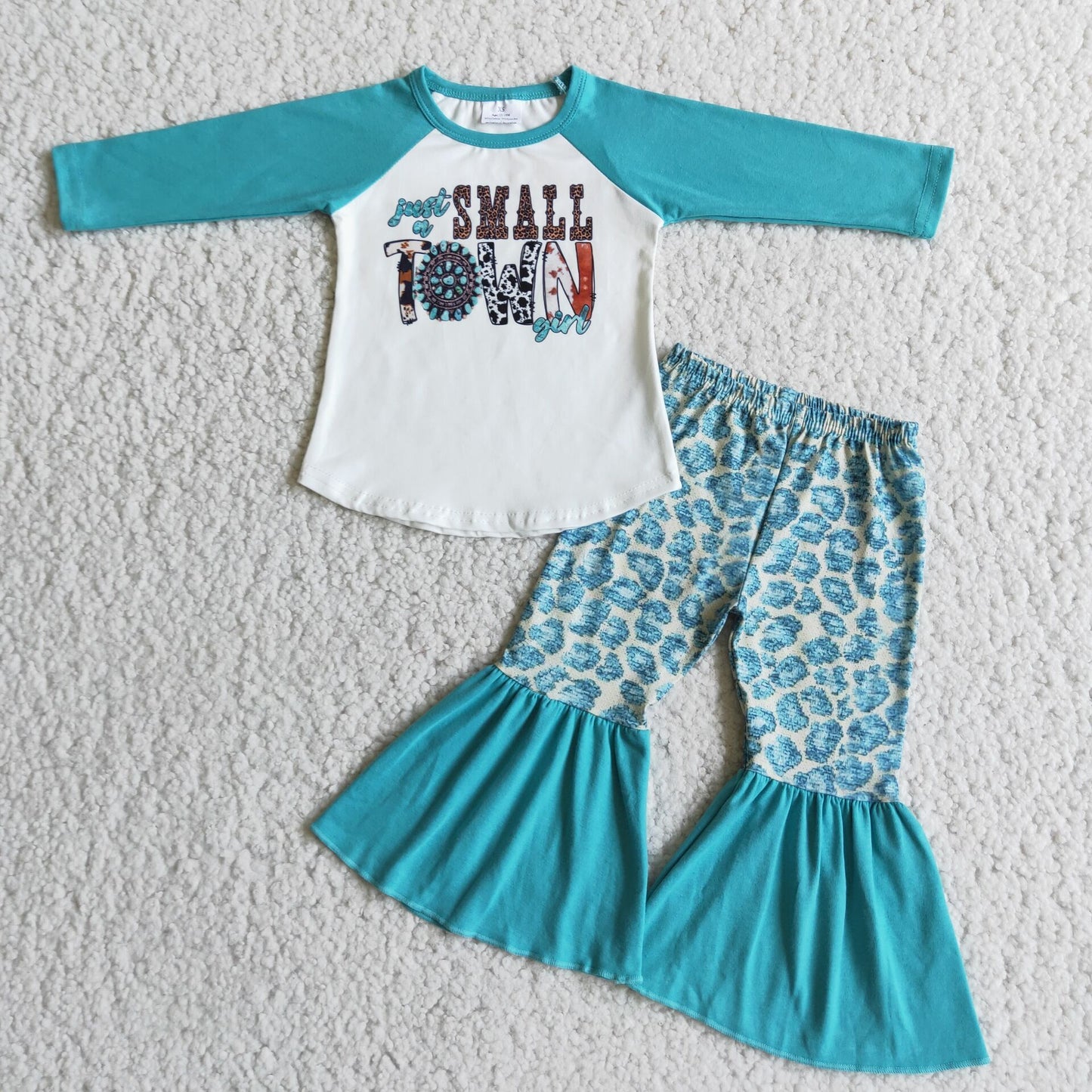 Clearance  6 A17-13 Small Town Long Raglan Sleeve With Leopard Print Pants Western Set